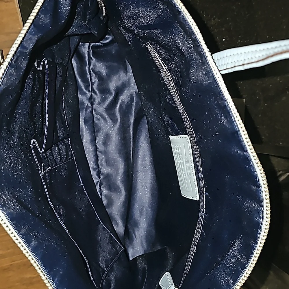 COACH Signature  Collect Leather Canvas Shoulder Bag Carolina Blue - Picture 6 of 7